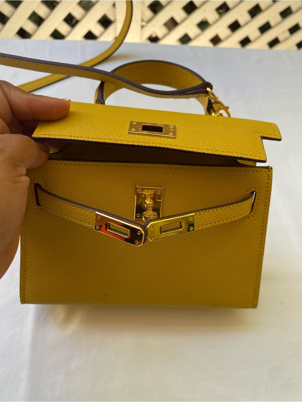 Lily and Bean Hettie Yellow Leather Top-Handle Crossbody Bag kelly style - Picture 2 of 9